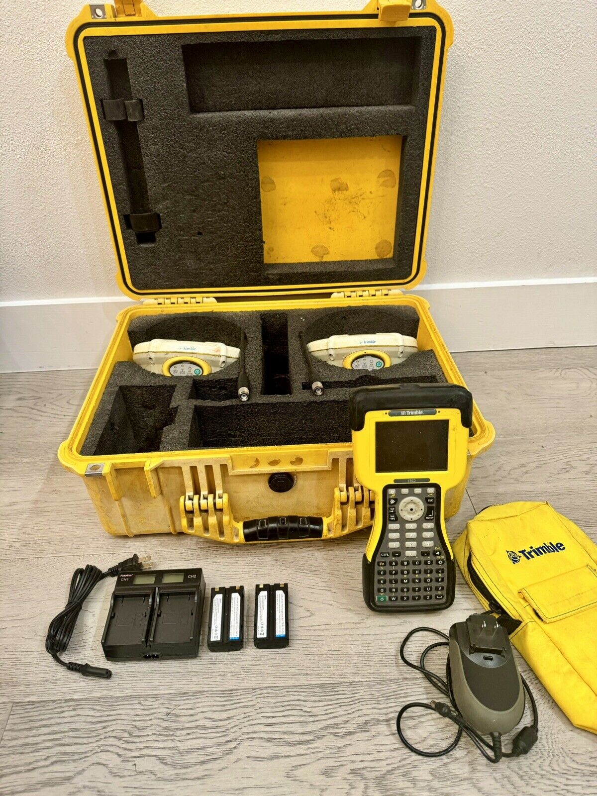 Trimble Dual 5800 GPS Base & Rover RTK Receiver Kit 450-470MHz TSC2 SC 12.50