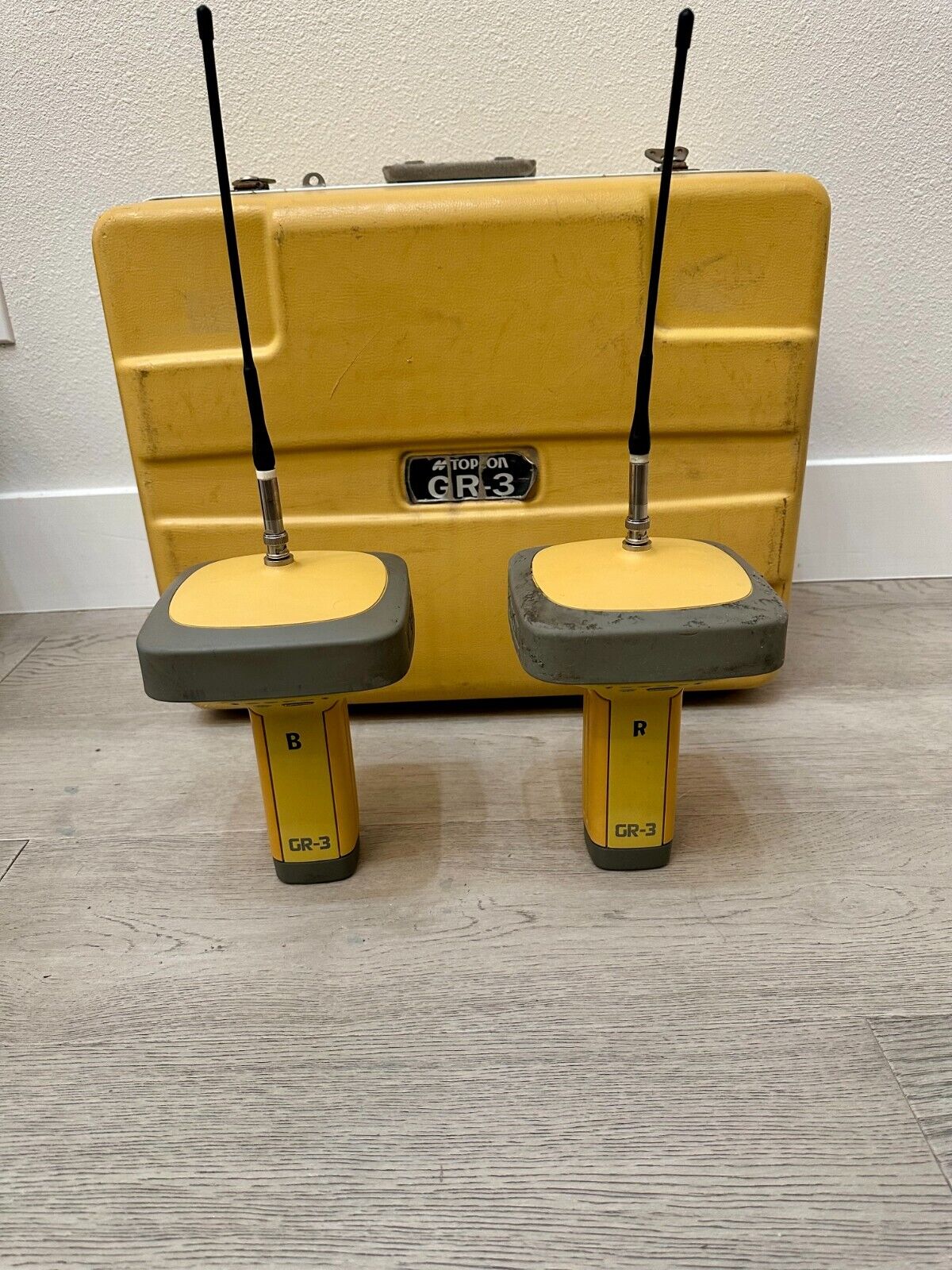 Topcon GR-3 Dual RTK Digital UHF 410-470 MHz GNSS GPS Base/Rover TSC3 Survey Pro
