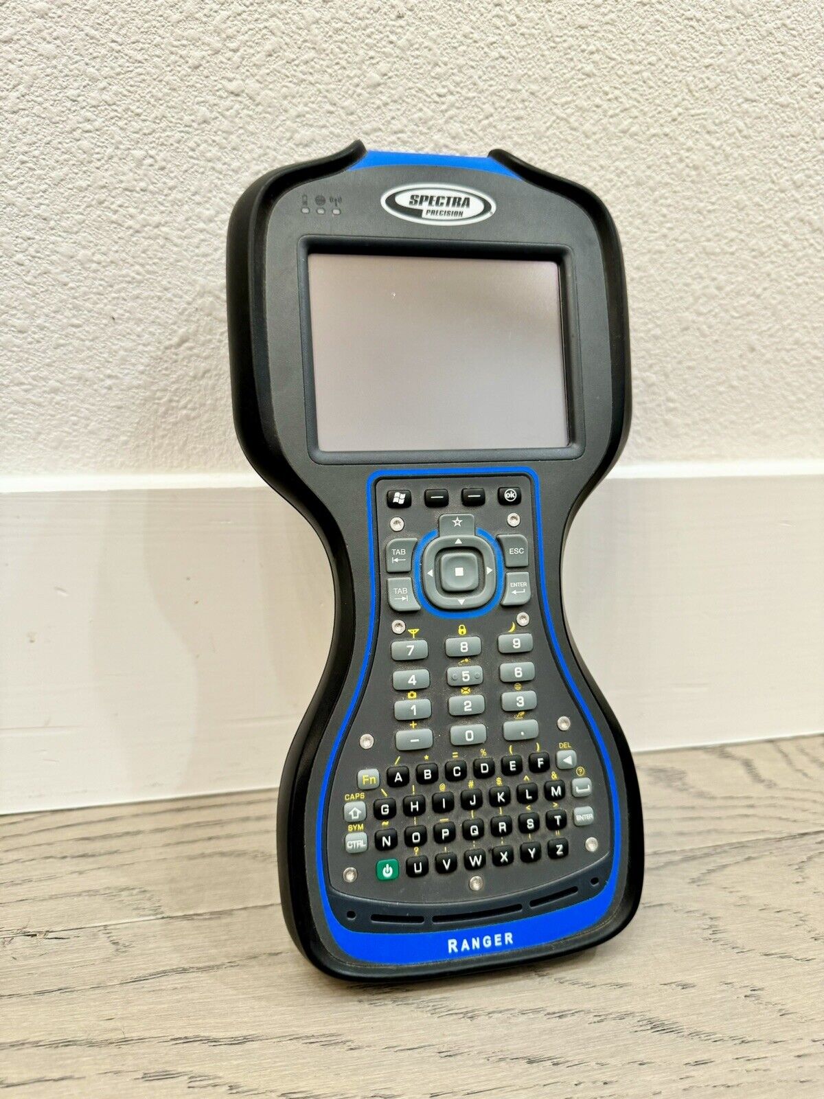 Trimble Dual R8 Model 3 UHF 450MHz GPS GNSS Galileo Base Rover Ranger Survey Pro