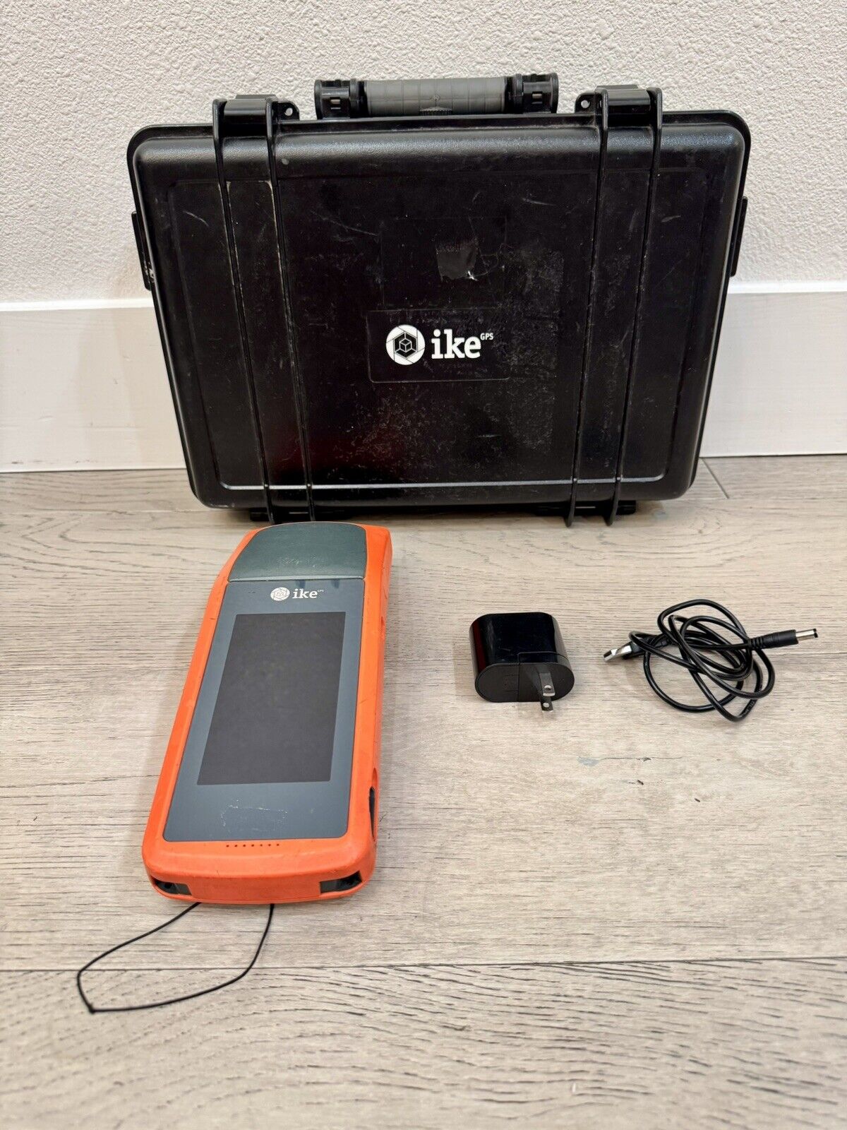 ike 4 GPS Data Collector with IKE Field 1.4.7 Installed ikeGPS Utility Measuring