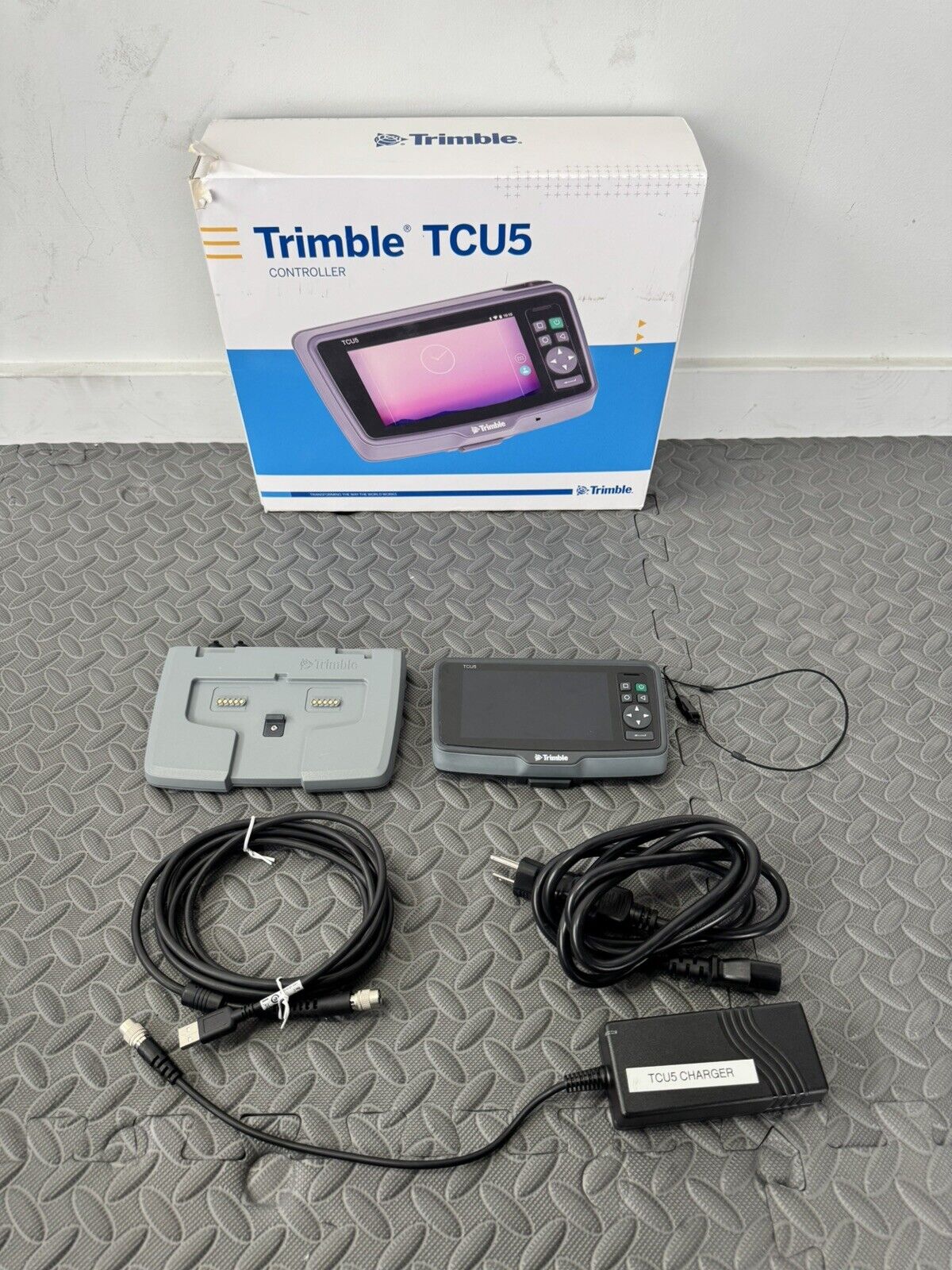 Trimble TCU5 Android Data Collector for S-Series Total Stations - Access 2024.11