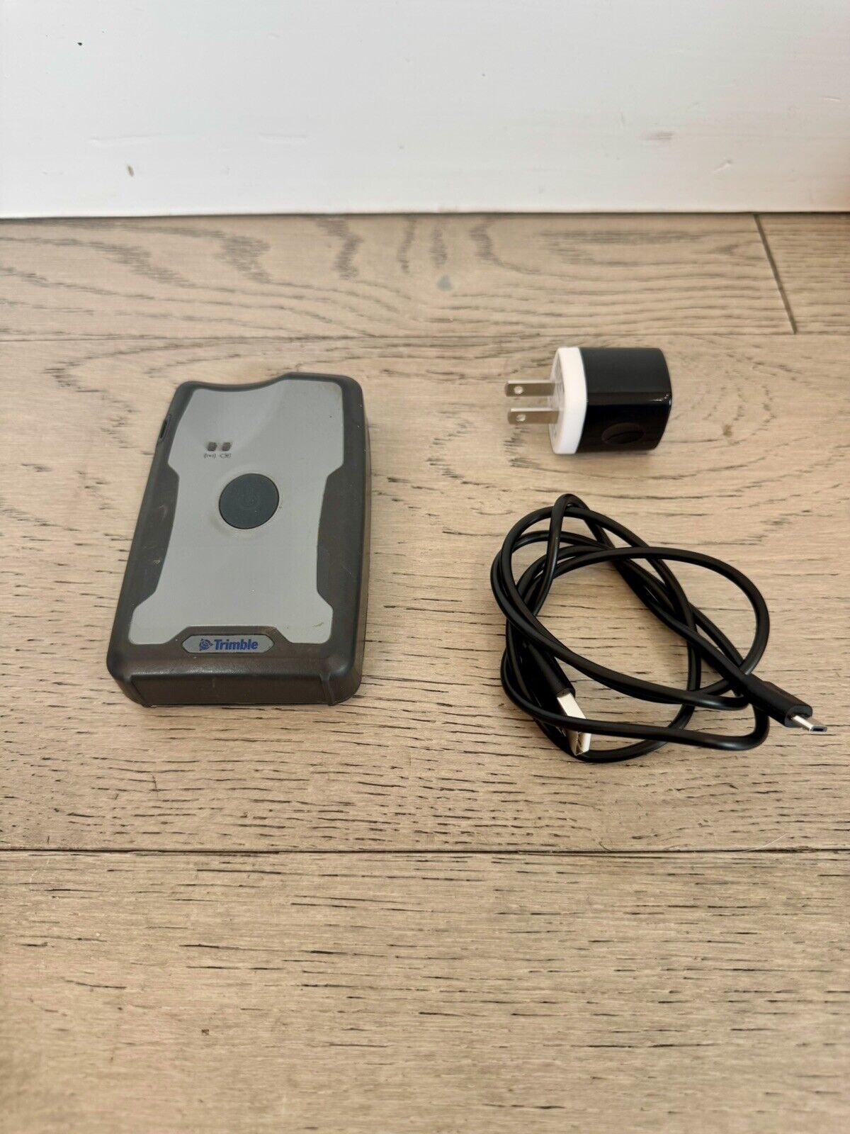 Trimble R1 GNSS GPS Receiver P/N: 99133 Galileo Beidou GLONASS 5.49 FW