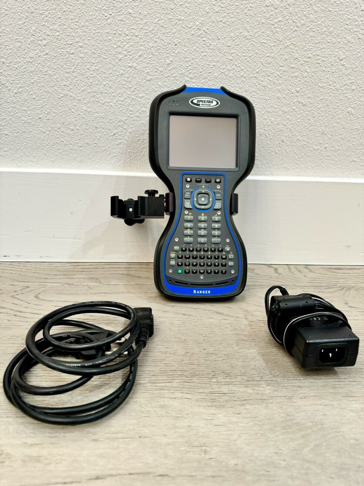 Trimble Dual R8 Model 3 UHF 450MHz GPS GNSS Galileo Base Rover Ranger Survey Pro