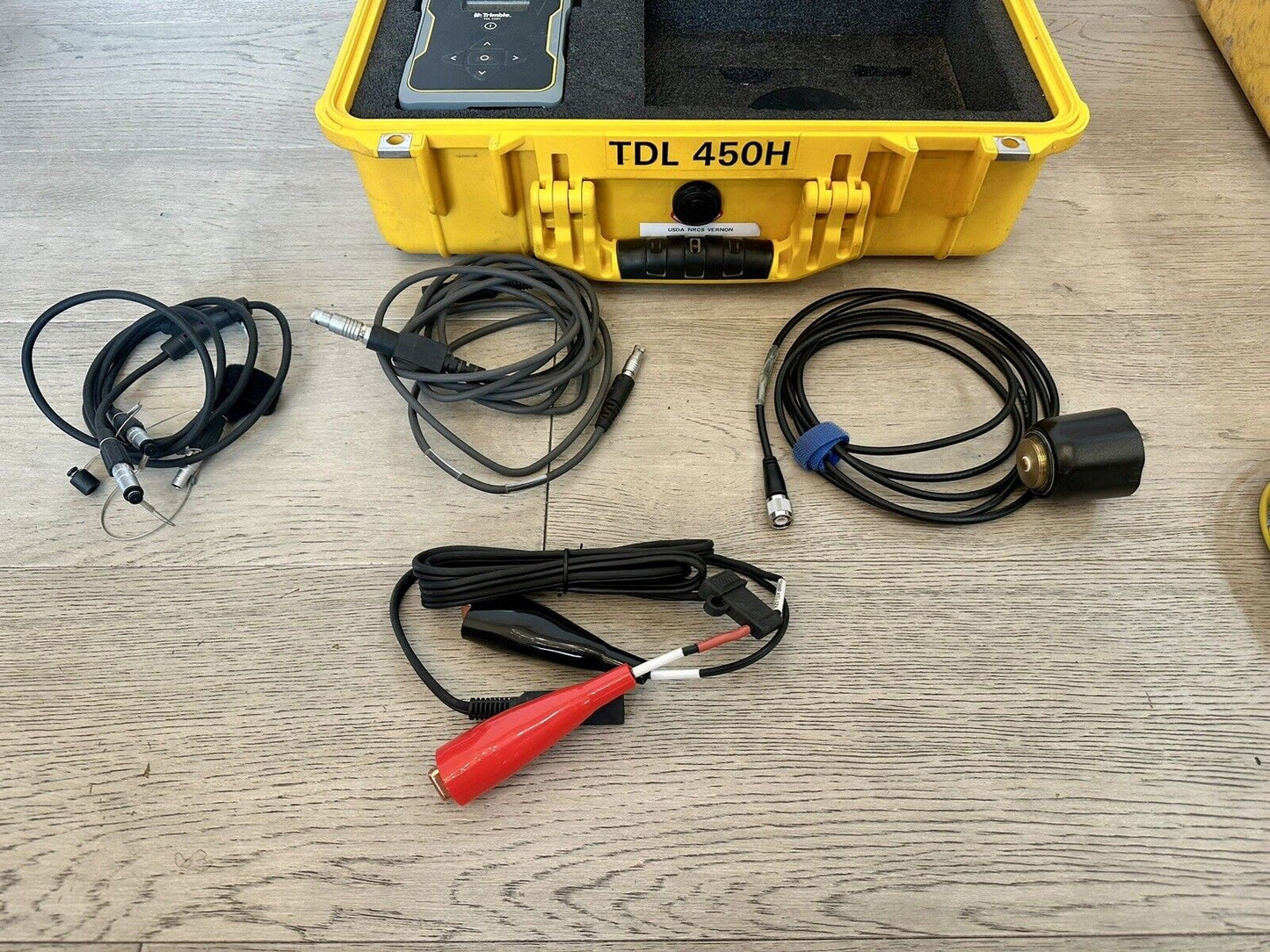Trimble R8 Model 3 R7 GNSS TDL 450H Zephyr TSC3 w/ Access 2017 RTK GPS GLONASS