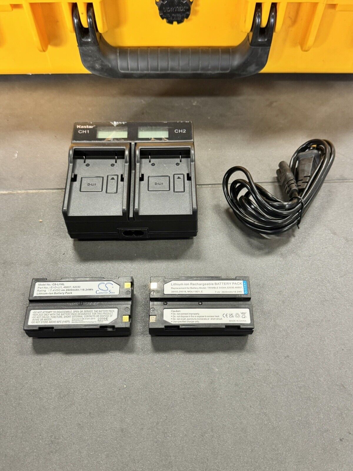 Trimble R2 & TSC3 w/ Access 2017 GPS GNSS Kit Galileo BeiDou Max CM UHF Radio