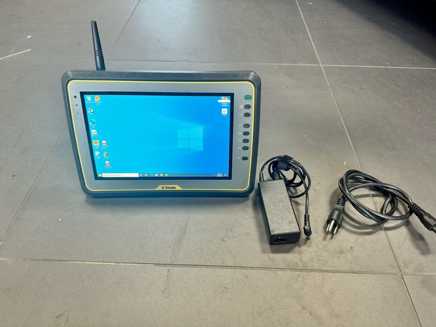 Trimble Kenai Tablet Field Link v5.3 w/ 2.4GHz Radio Robotic Total Station