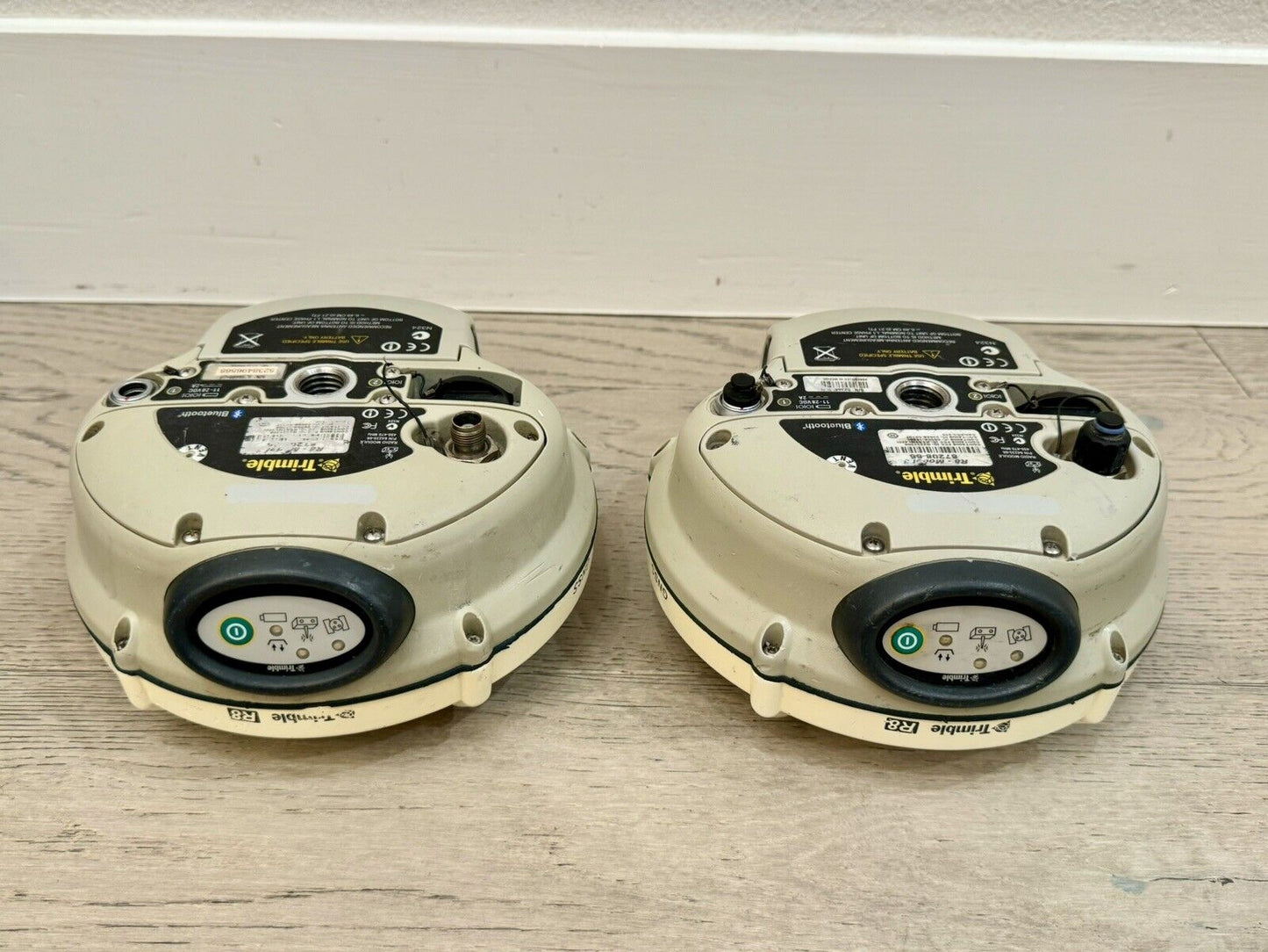 Trimble Dual R8 Model 3 UHF 450MHz GPS GNSS Galileo Base Rover Ranger Survey Pro
