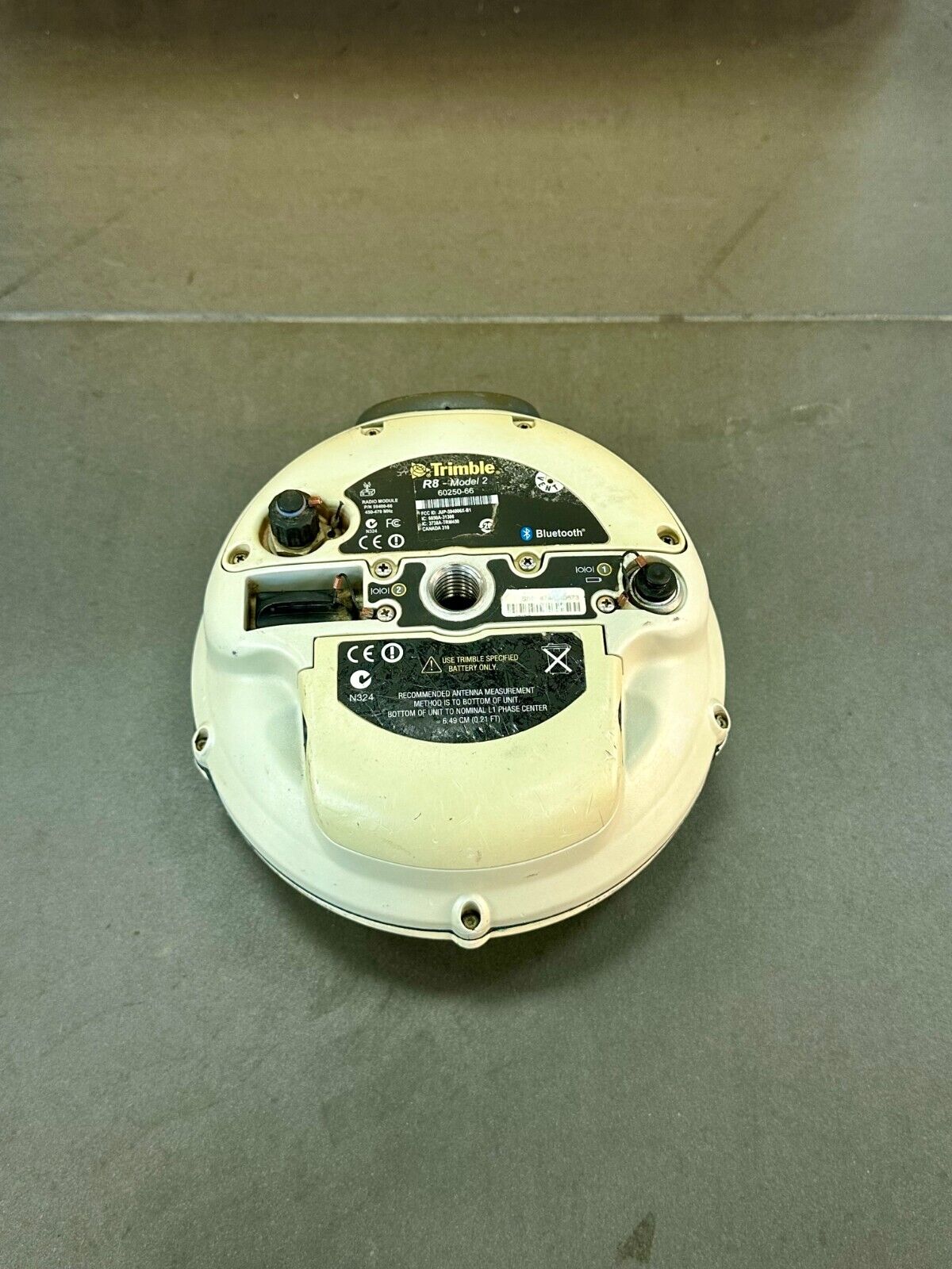 Trimble R8 model 2 GNSS Rover Receiver 450-470MHz UHF w/ TSC3 Survey Pro GPS