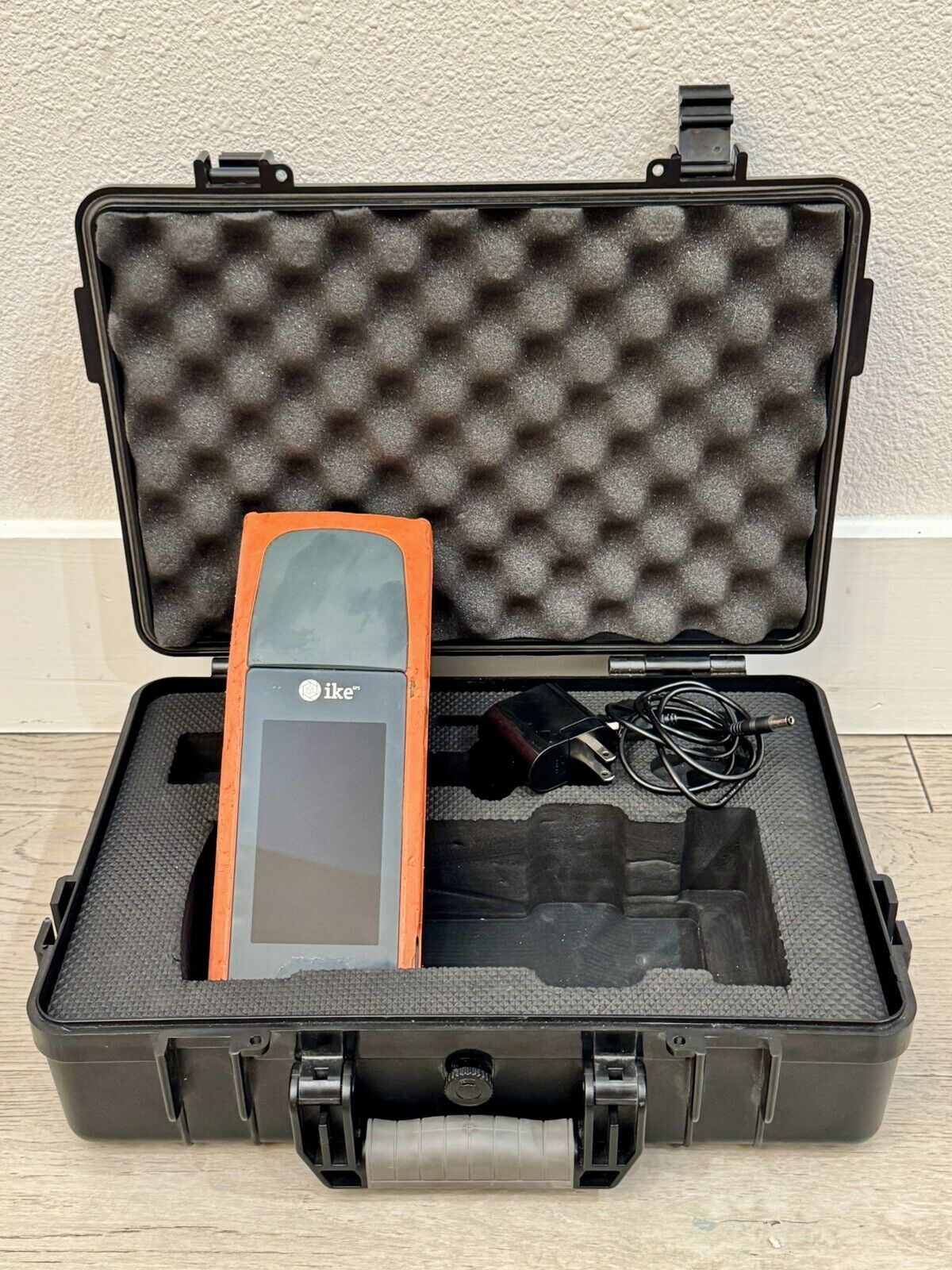 ike 4 GPS Data Collector with IKE Field 1.4.7 Installed ikeGPS Utility Measuring