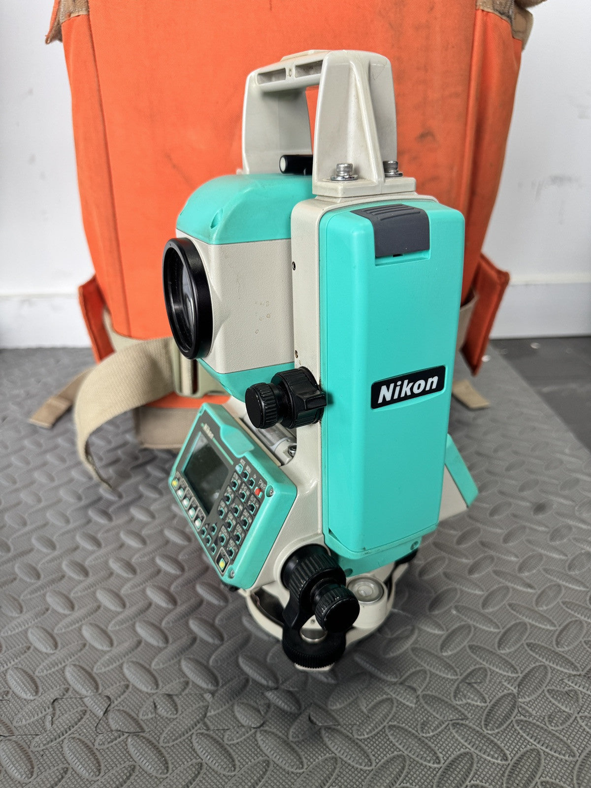 Nikon DTM-352 5" Conventional Survey Total Station w/ TSC3 Access 2017.24