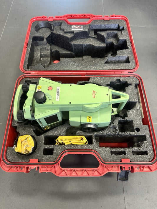 Leica TCRA702 ULTRA 2" R300 Reflectorless Motorized Auto Target Total Station