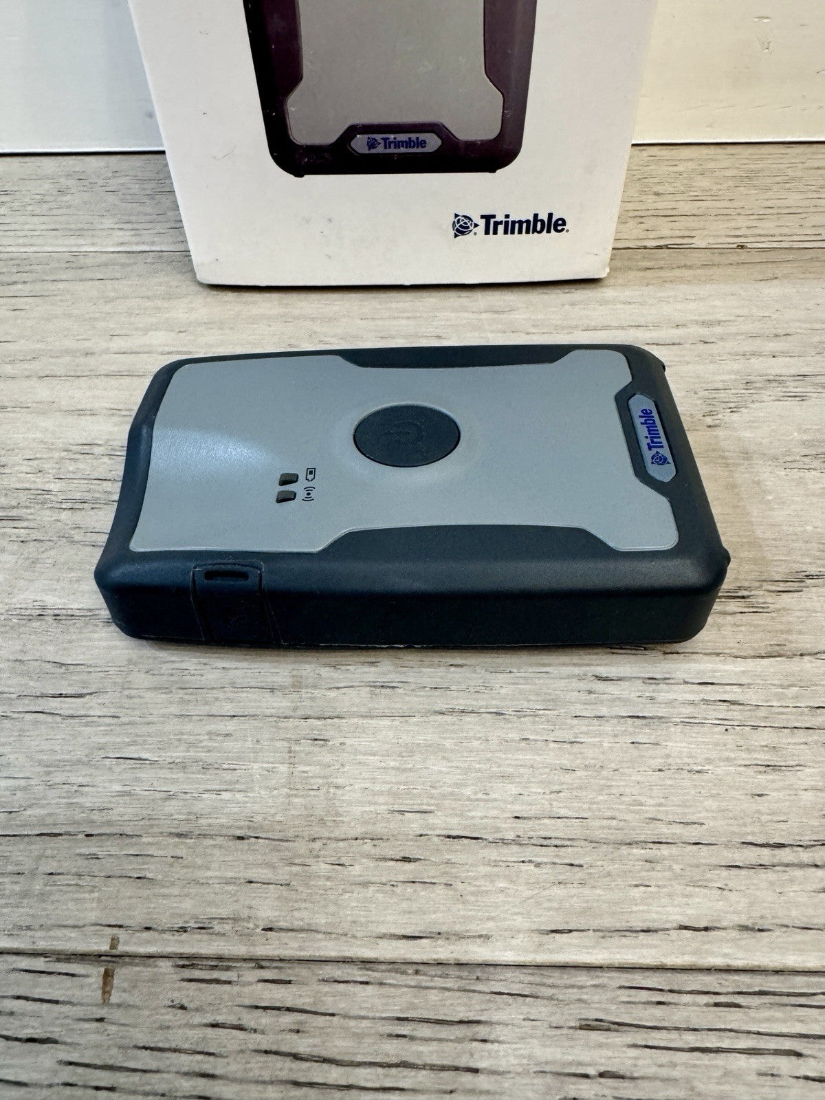 Brand New Trimble R1 GNSS GPS Receiver P/N: 99133 Galileo Beidou GLONASS Pouch