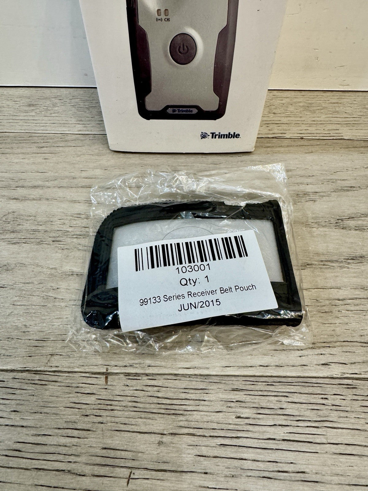 Brand New Trimble R1 GNSS GPS Receiver P/N: 99133 Galileo Beidou GLONASS Pouch