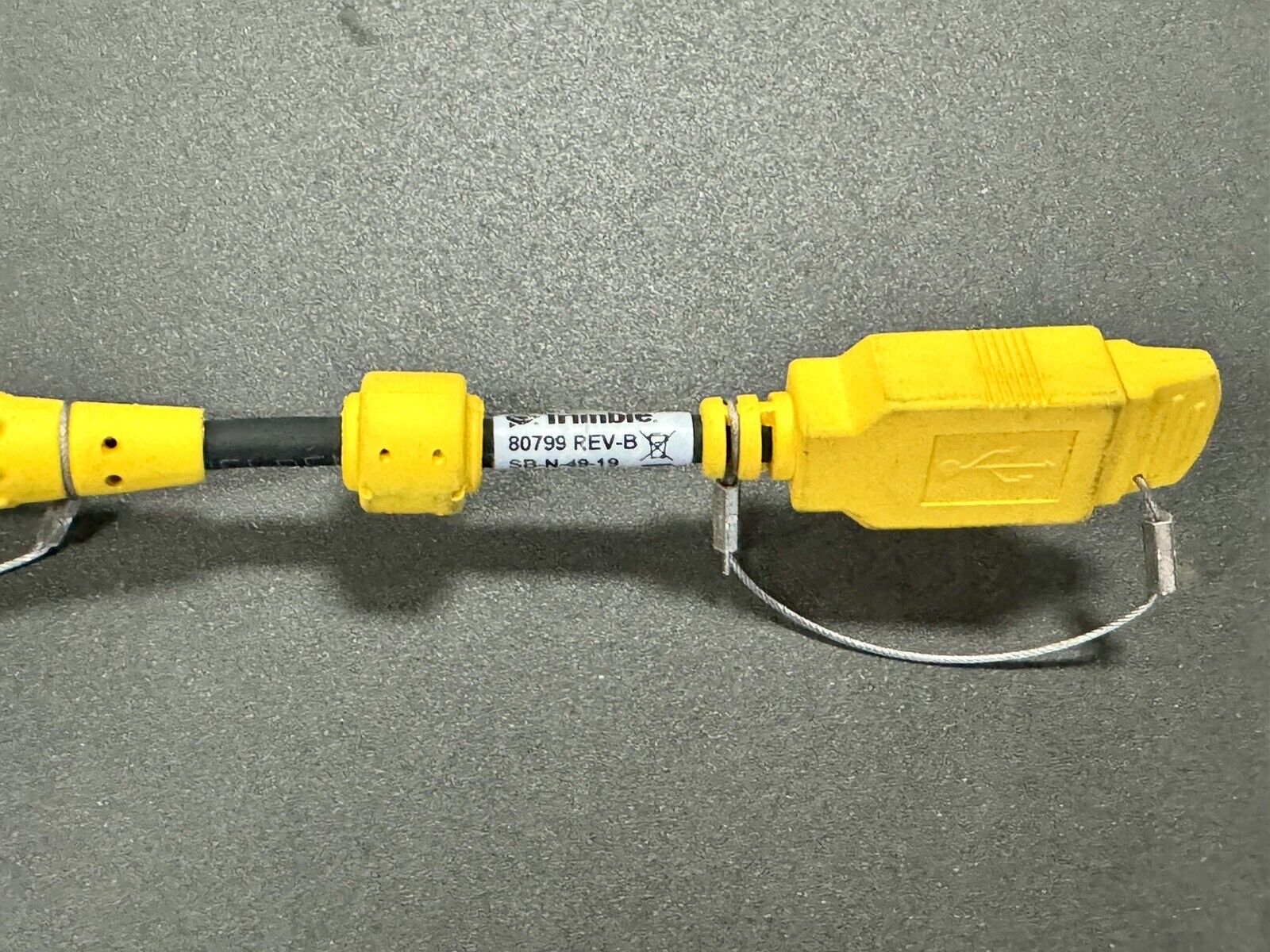 Trimble 80799 7-Pin LEMO To USB-A Female Data Cable For R10, R12, SPS985, SPS986