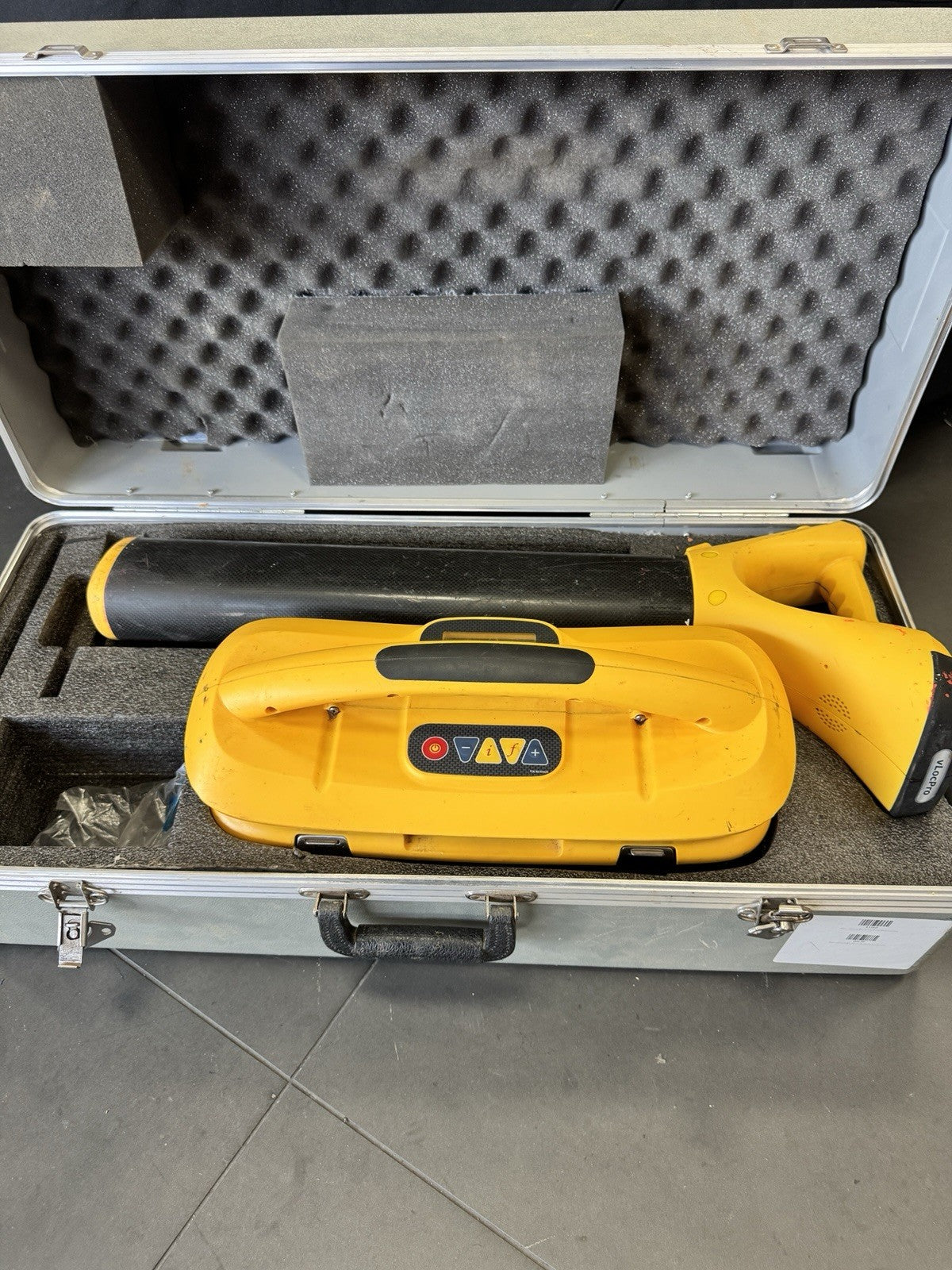 Metrotech Vivax vLoc Pro VX200-2 Line Locator Wand & VX200-4 Transmitter