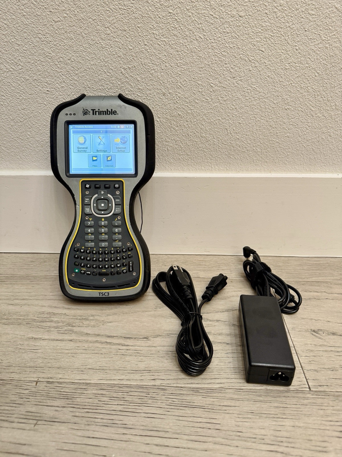 Trimble TSC3 GNSS Data Collector with Trimble Access 2016.03 for R6 R8 R10